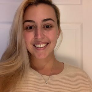 Meet your Posher, Veronica